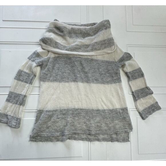 Free People Women’s Gray White Striped Alpaca Cowl Neck Sweater Size M - Picture 1 of 6
